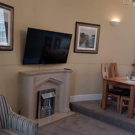 Carnegie Library: Austen Apartment 2 Bedroom Mexborough エクステリア 写真