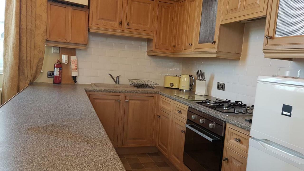 Carnegie Library: Austen Apartment 2 Bedroom Mexborough エクステリア 写真